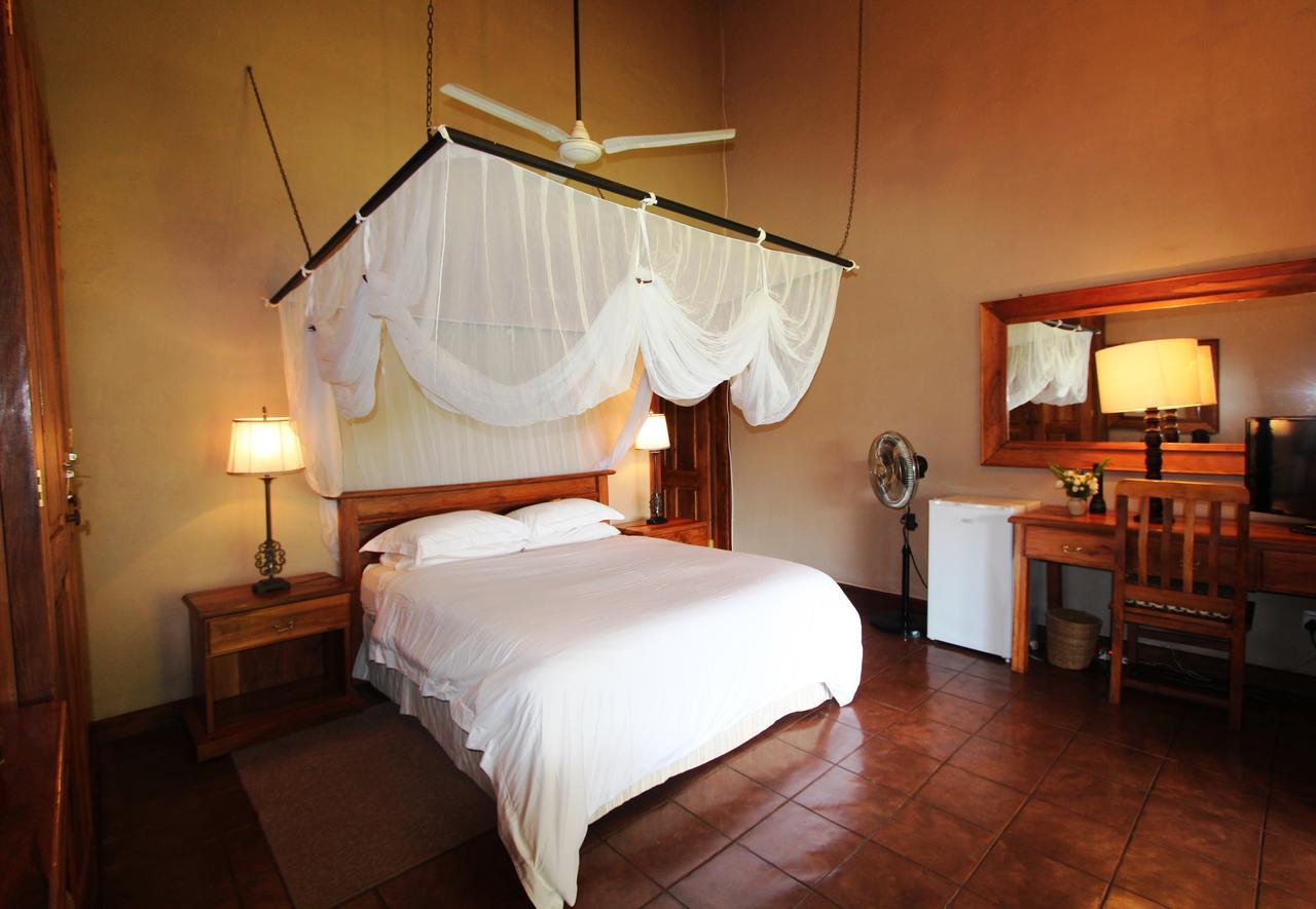 Kumbali Country Lodge Lilongwe Ngoại thất bức ảnh